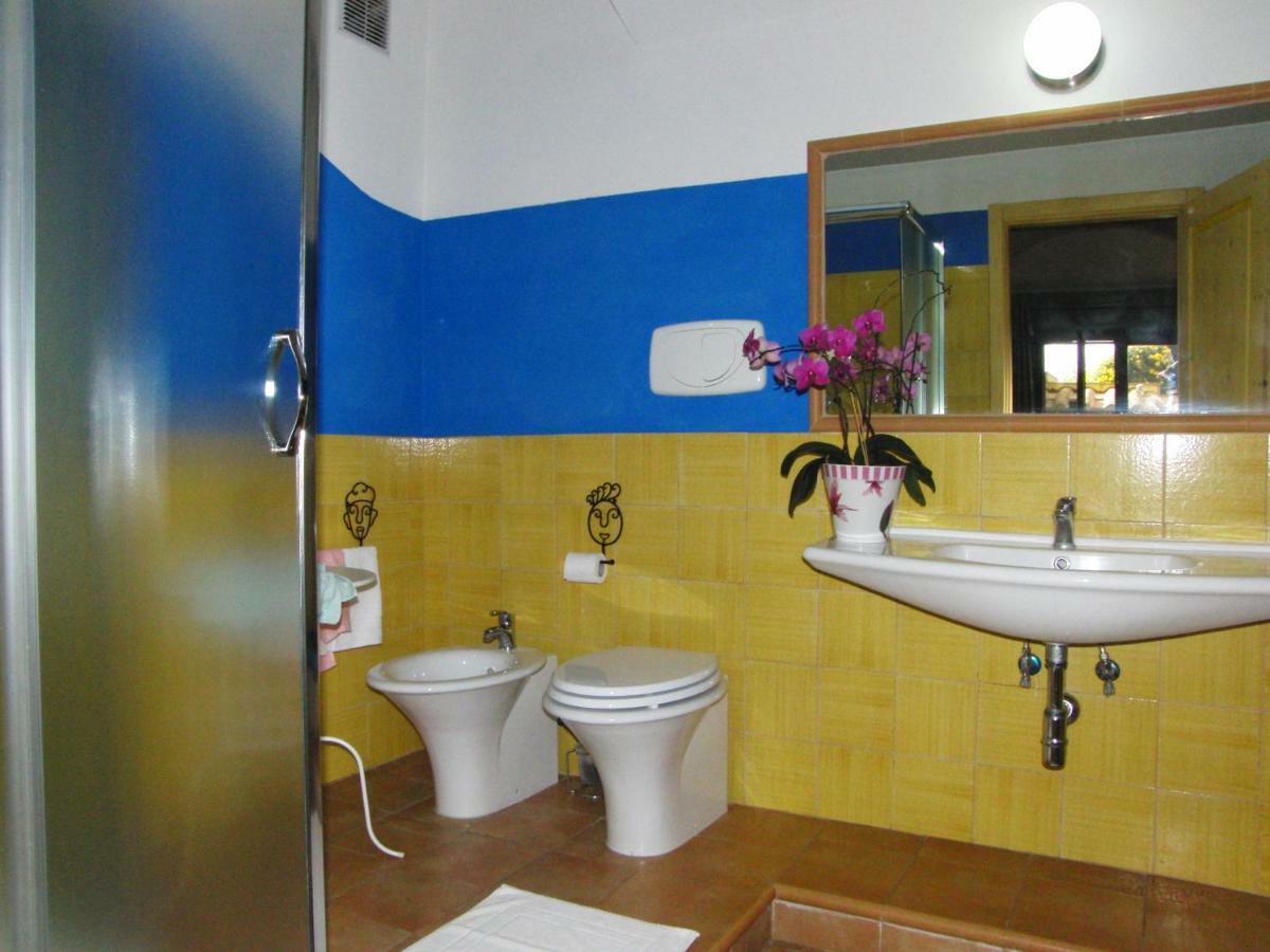 Locanda Degli Etruschi Montalto di Castro Exteriör bild